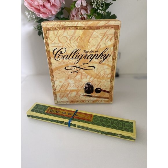 The Art of‎ Calligraphy Top That Hardcover Complete Set  and Special Brushes NEW - Picture 2 of 16